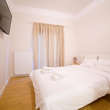 New Modern 2Nd Floor Apartment Thessaloniki Exterior photo